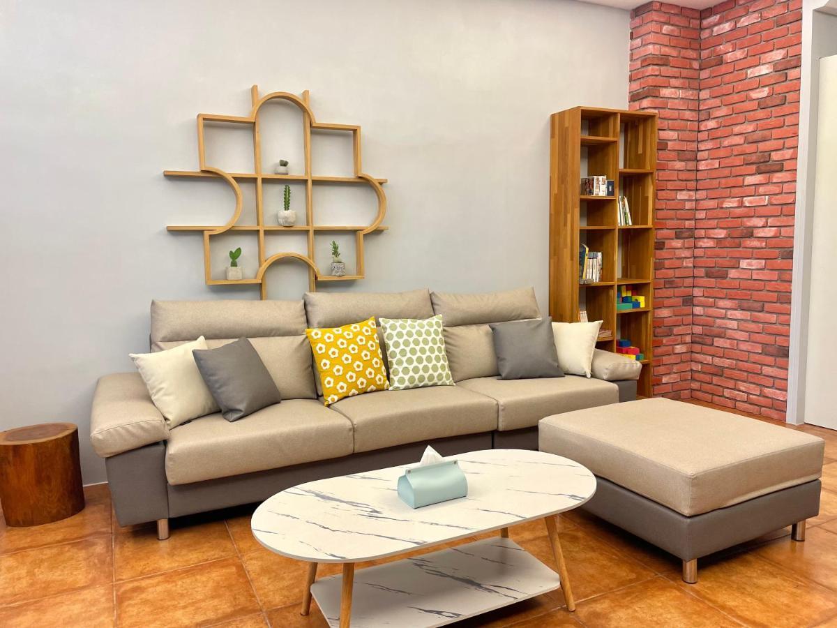 Puzzle Home Stay Wujie Εξωτερικό φωτογραφία